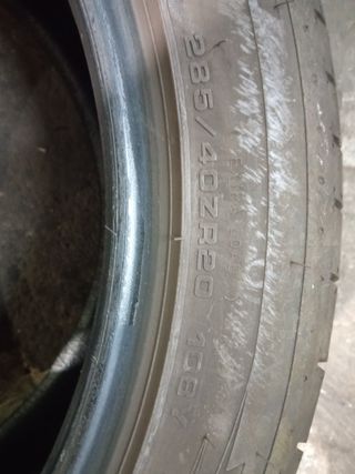 2 Neumáticos DUNLOP 285/40Z R20 108Y segunda mano 