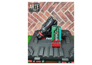 Atornillador Percusión Parkside Performance+brocas