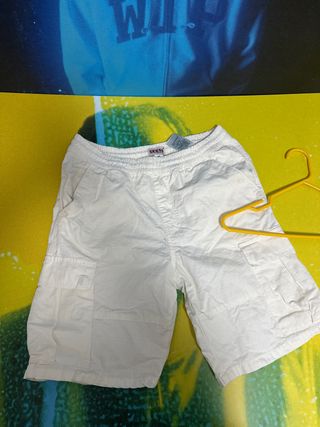 Pantalones cortos cargo blancos Guess