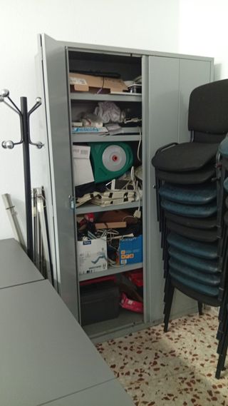 Armario metálico gris