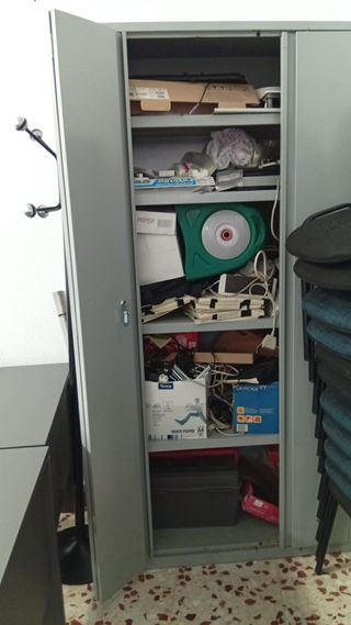 Armario metálico gris