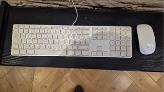 iMac 21 2010 + Teclado y Ratón