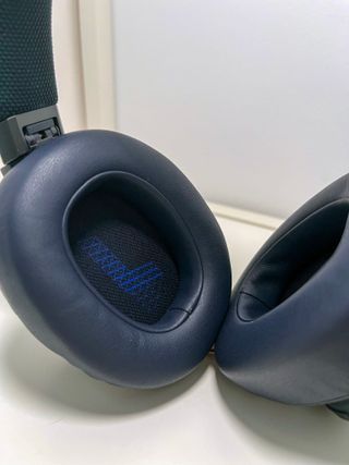 Auriculares JBL LIVE 650BTNC Azul Marino