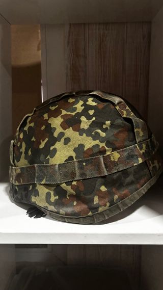Funda casco militar camuflaje Flecktarn