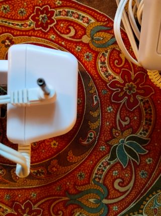 2 Adaptadores AC 9VDC 200mA