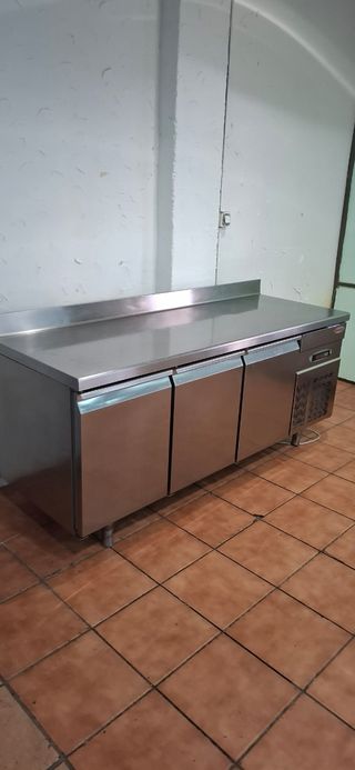 Bajo mostrador refrigerado Infrico
