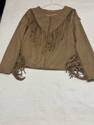 Chaqueta DO DO con flecos