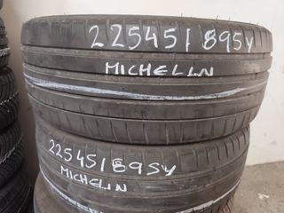 Vendo Neumáticos usados Michelin 225/45 R18 95Y