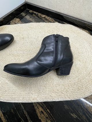 Botines Clarks de piel negros