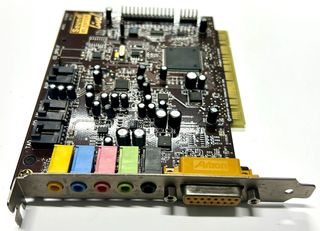 Sound Blaster Live! CT4830 Tarjeta de Sonido PCI