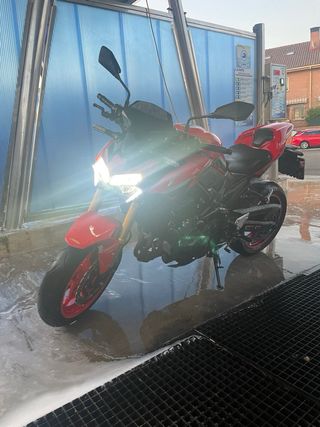 Kawasaki Z900 2022 50th Aniversario A2