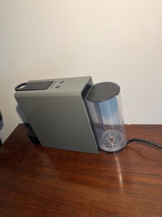 Cafetera Nespresso Gris