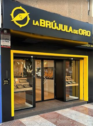 COLGANTE INDALO, ORO 18K/2.4g