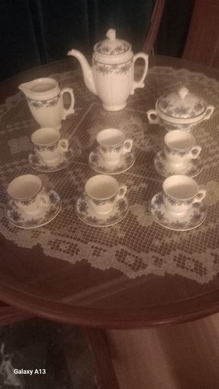 Juego de café La Cartuja de Sevilla
