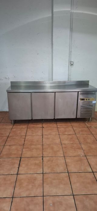 Bajo mostrador 3 puertas acero inoxidable