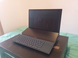Asus Zenbook Pro Duo i9