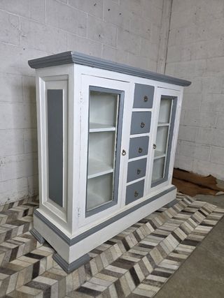 Vitrina Mexicana blanca y gris