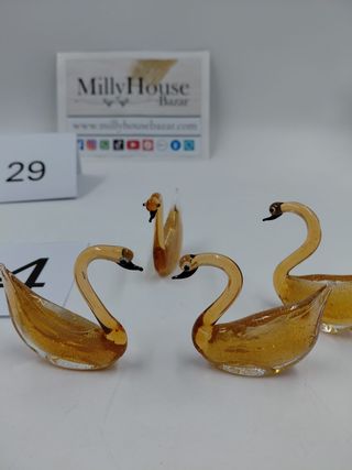 Lotto 4 cigni in vetro ambra
