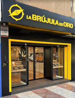 COLGANTE INDALO, ORO 18K/1.2g