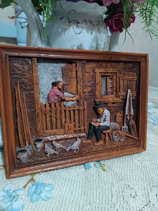 Cuadro pequeño tallado a mano