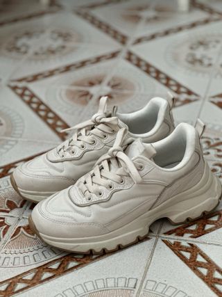 Zapatillas beige