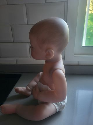 Muñeco bebé silicona sin etiquetas
