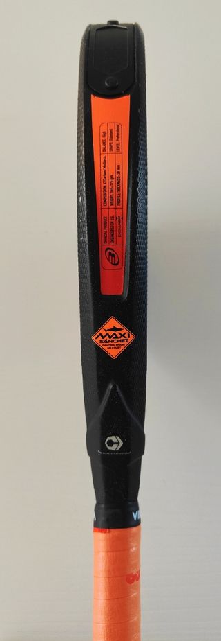 Pala de pádel Bullpadel Vertex 02 reparada 