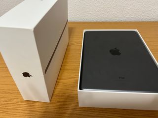 iPad 7ª Gen + funda con teclado 