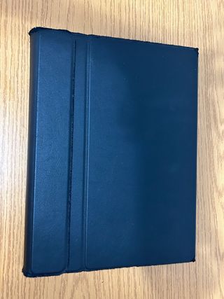 iPad 7ª Gen + funda con teclado 
