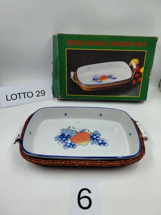 Pirofila in ceramica con supporto in vimini