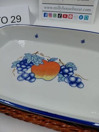 Pirofila in ceramica con supporto in vimini