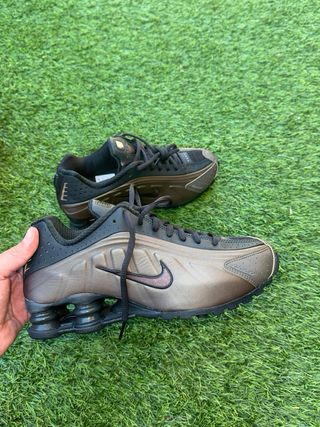 Nike Shox R4 Marrones