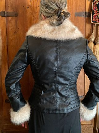 Chaqueta Biker con pelo negro y beige
