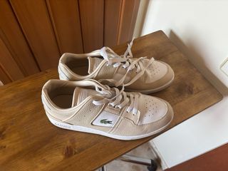 Zapatillas Lacoste Beige y Blanco