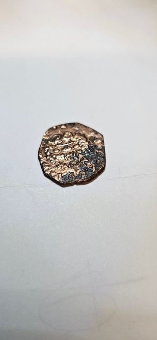 Moneda antigua 1.627