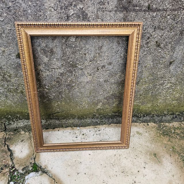 Cornice dorata per quadri