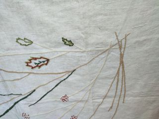 Cortina o mantel lino bordado a mano.