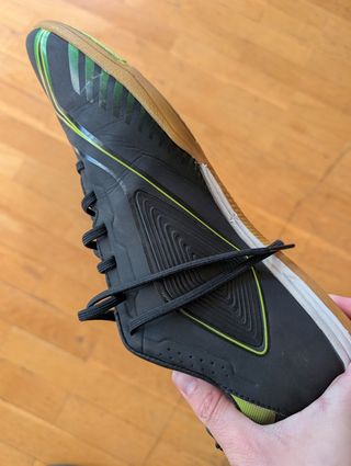 Zapatillas Fútbol Sala Kipsta Negras y Verdes