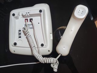 Teléfono Inalámbrico Alcatel Blanco y Rojo