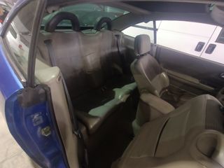 Renault Megane 2006 vehículo para reparar el motor