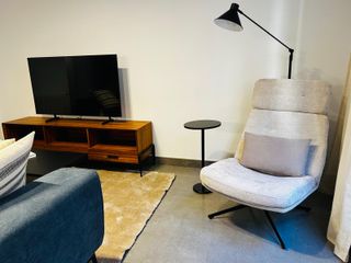   REFORMA · AMUEBLA · DECORA · ALQUILA · VENDE