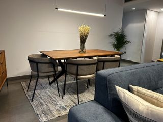   REFORMA · AMUEBLA · DECORA · ALQUILA · VENDE