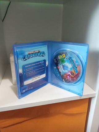 Minecraft Legends Deluxe Edition PS4, buen estado.