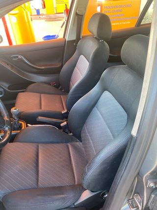 SEAT Leon 2003
