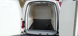 Volkswagen Caddy Larga 2.0 TDI Isotermo