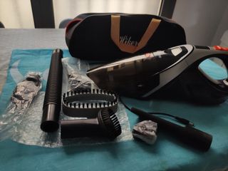 Aspirador de mano Hiker con todos sus accesorios