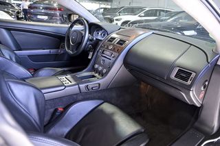 Aston martin DB9   5.9 Coupe Touchtronic 