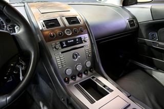 Aston martin DB9   5.9 Coupe Touchtronic 