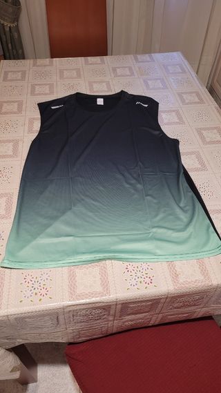 Camiseta sin mangas degradado negro-verde