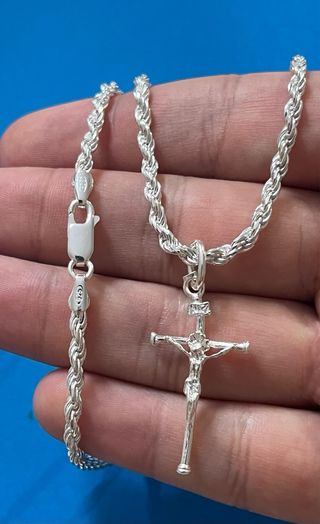 Lujoso Collar Cadena Cordon Macizo Y Cristo Plata